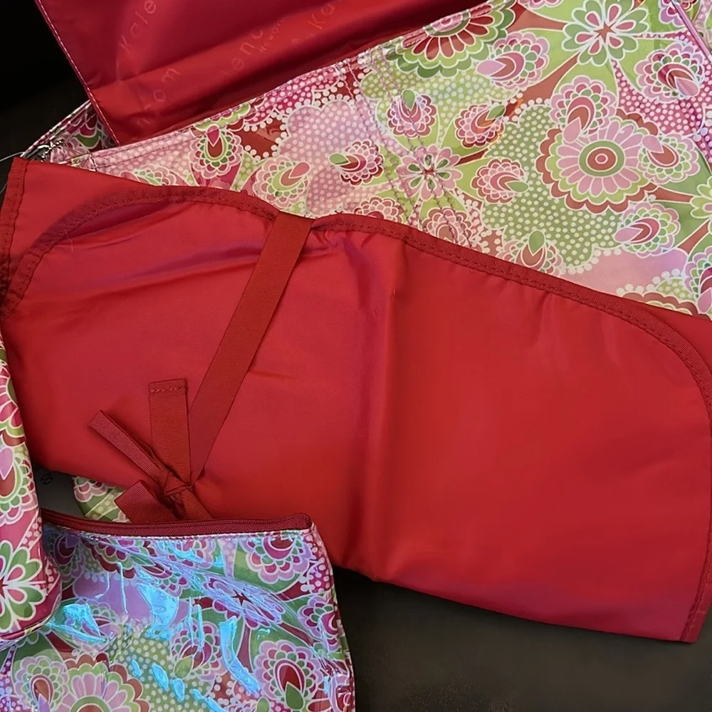 NWT Kalencom Laminated Buckle Diaper Bag, Gypsy Paisley Cotton Candy
